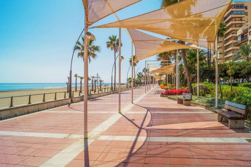 Sea Breeze Apartamento Estepona Exterior foto