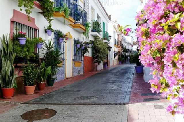 Sea Breeze Apartamento Estepona Exterior foto